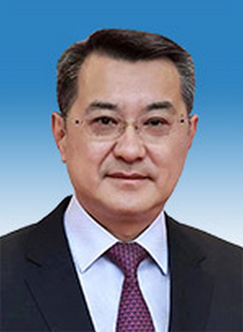李飞
